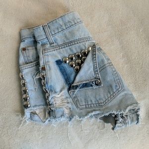 Levi's custom studs cutoff shorts